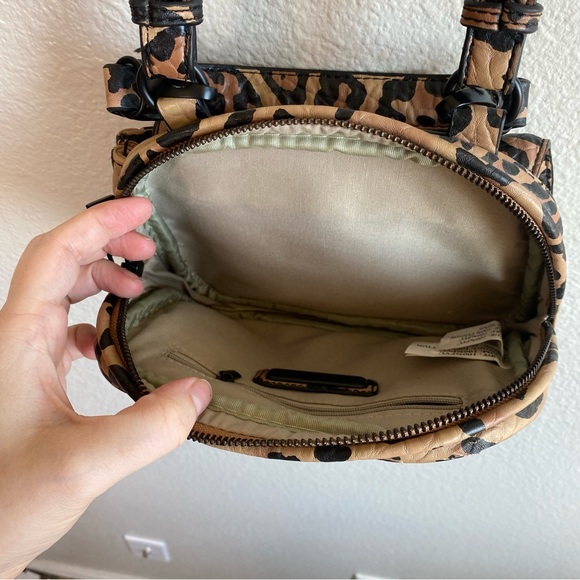 Steve Madden Brown Black Animal Print Crossbody Purse - Picture 9 of 13